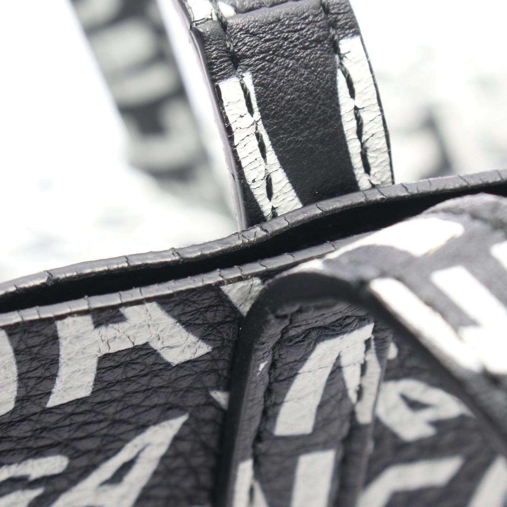バレンシアガ EVERYDAY TOTE XS レザートートバッグ