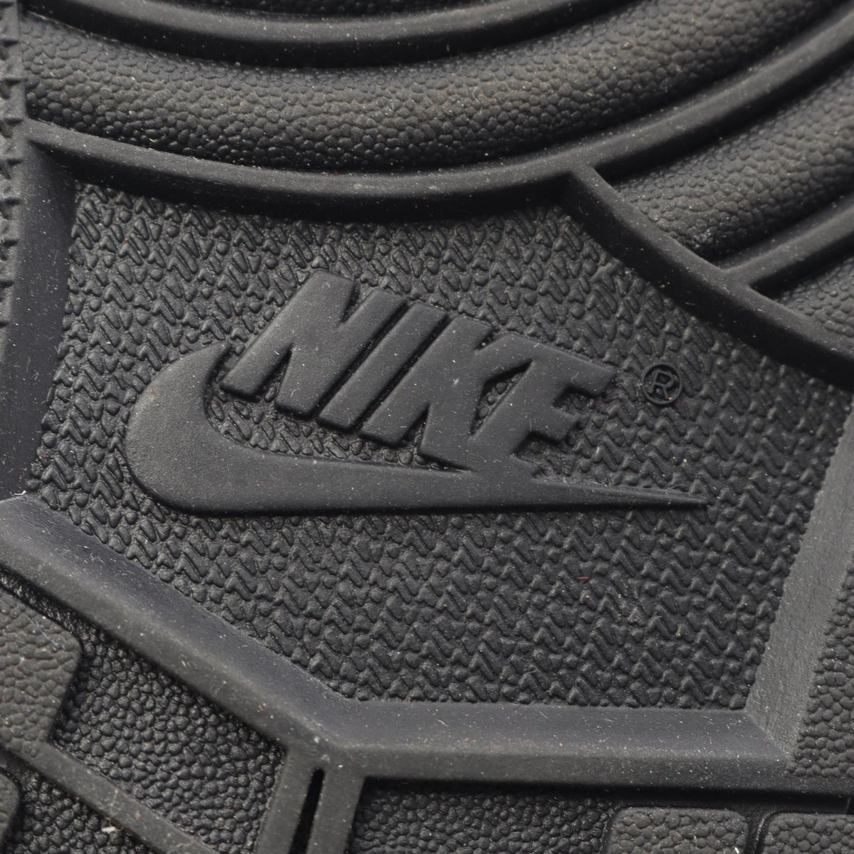 ナイキ AIR JORDAN 1 MID GS スニーカー