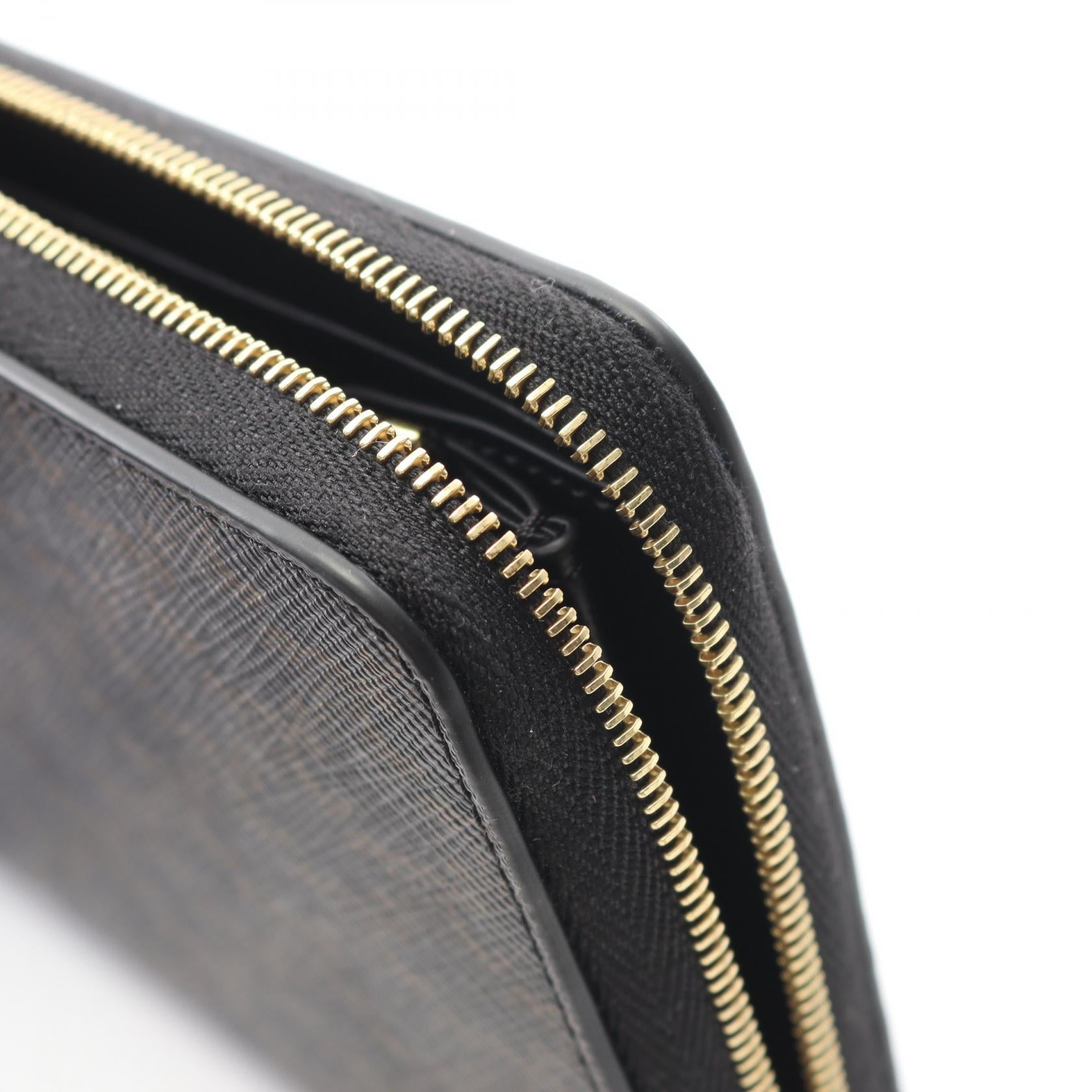セリーヌ トリオンフ PVC ラウンド長財布