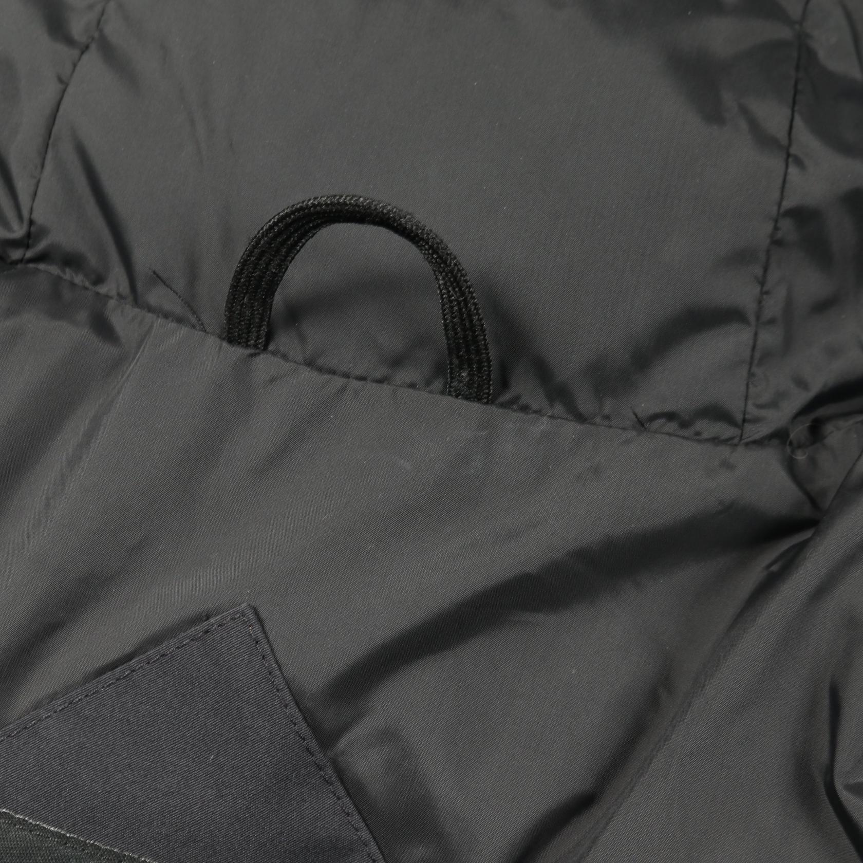 カナダグース MACKENZIE PARKA ダウンジャケット
