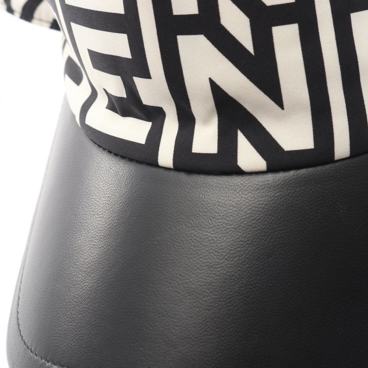 フェンディ FENDI×MARC JACOBS ナイロンキャップ