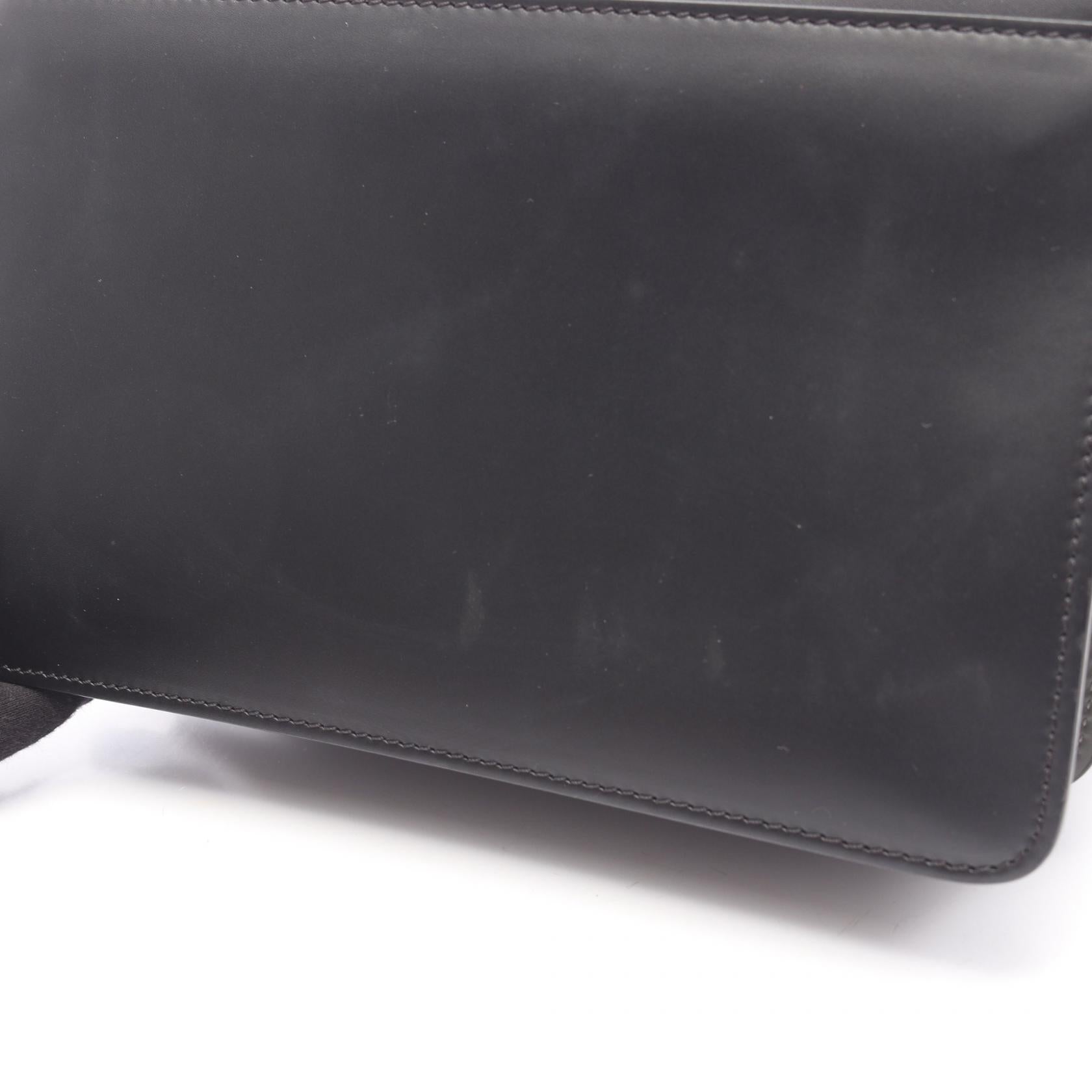 マルニ TRUNK レザー ショルダーバッグ
