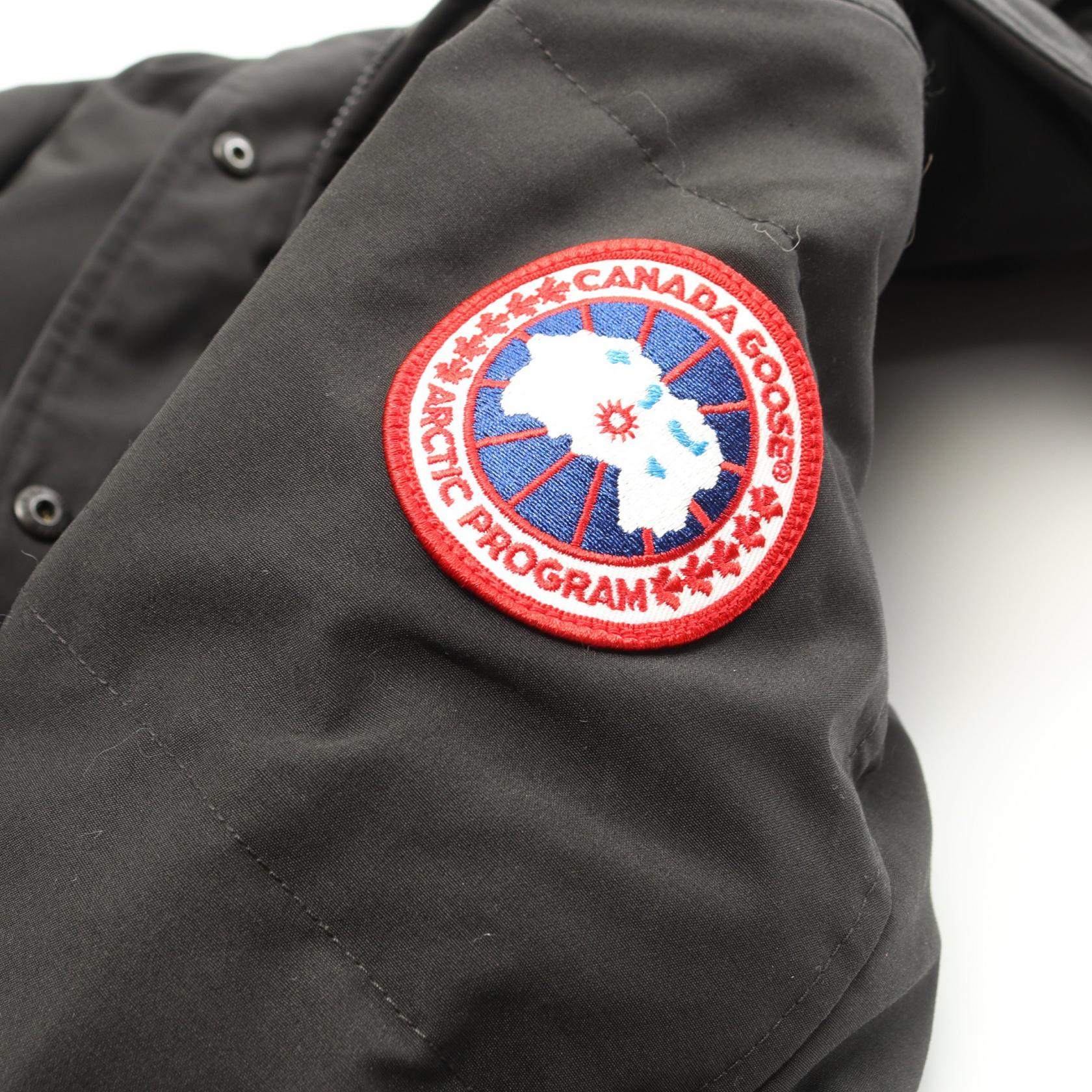 カナダグース MACKENZIE PARKA ダウンジャケット