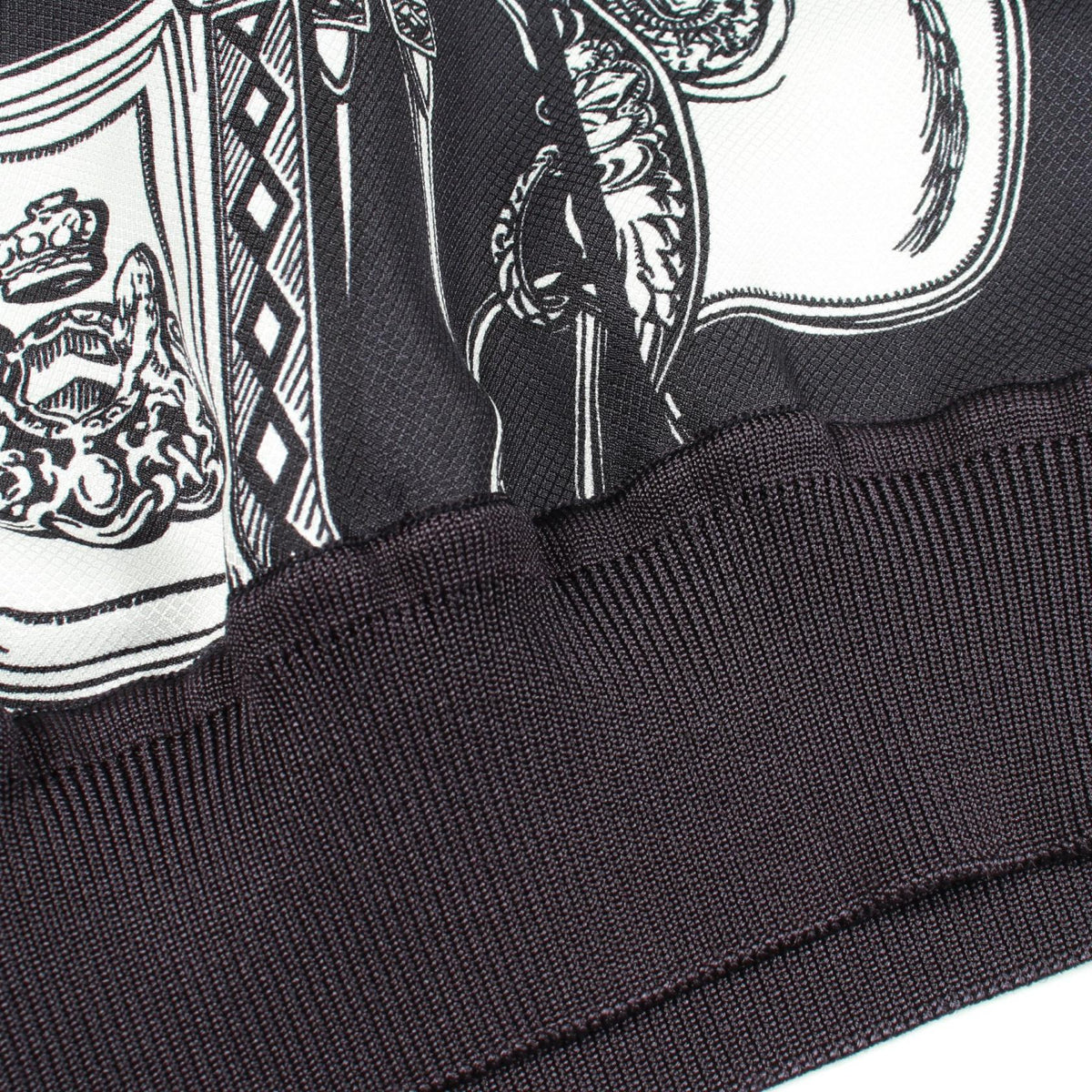 エルメス En Desordre Finesse シルクニットトップス