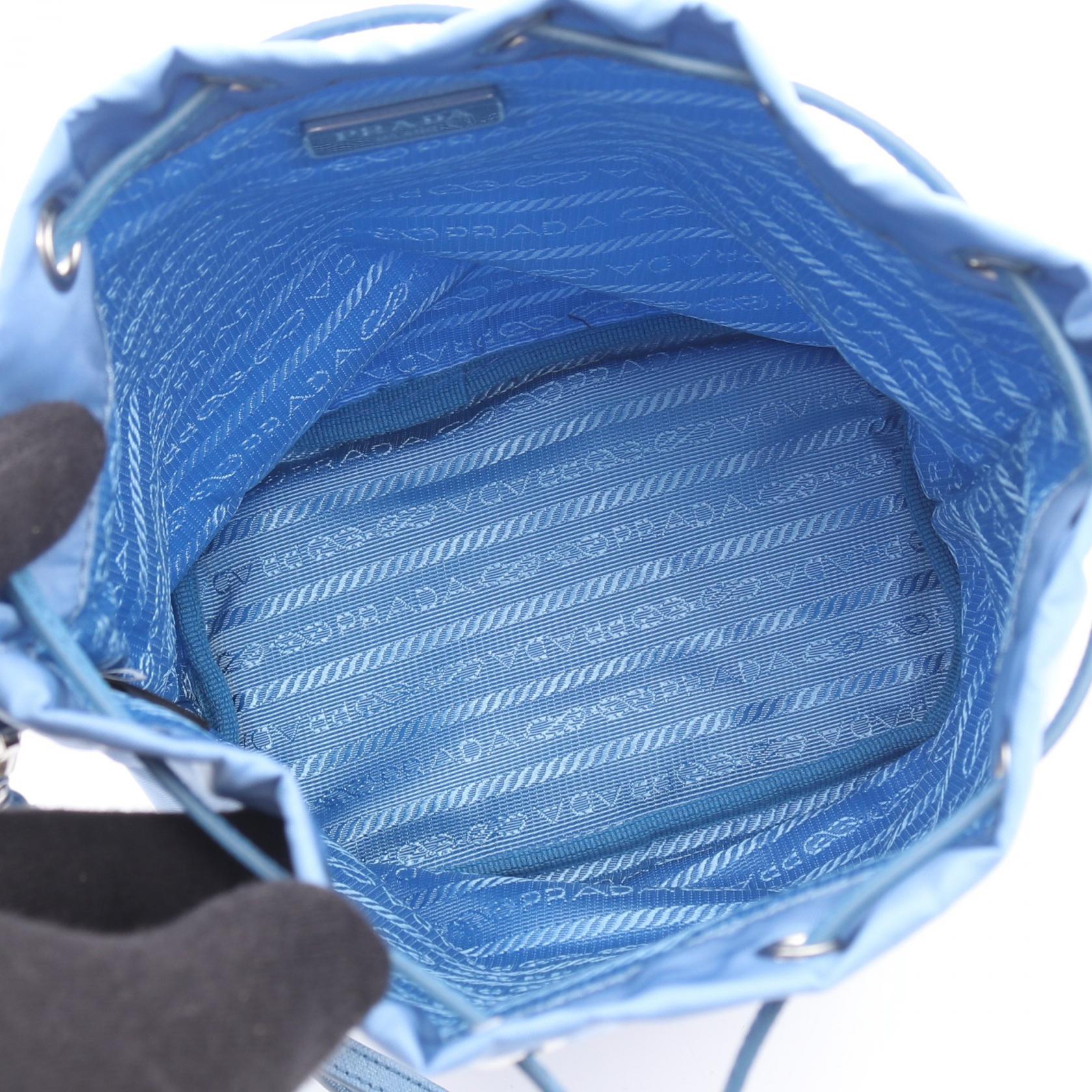 プラダ Re-Nylon サフィアーノレザーショルダーバッグ