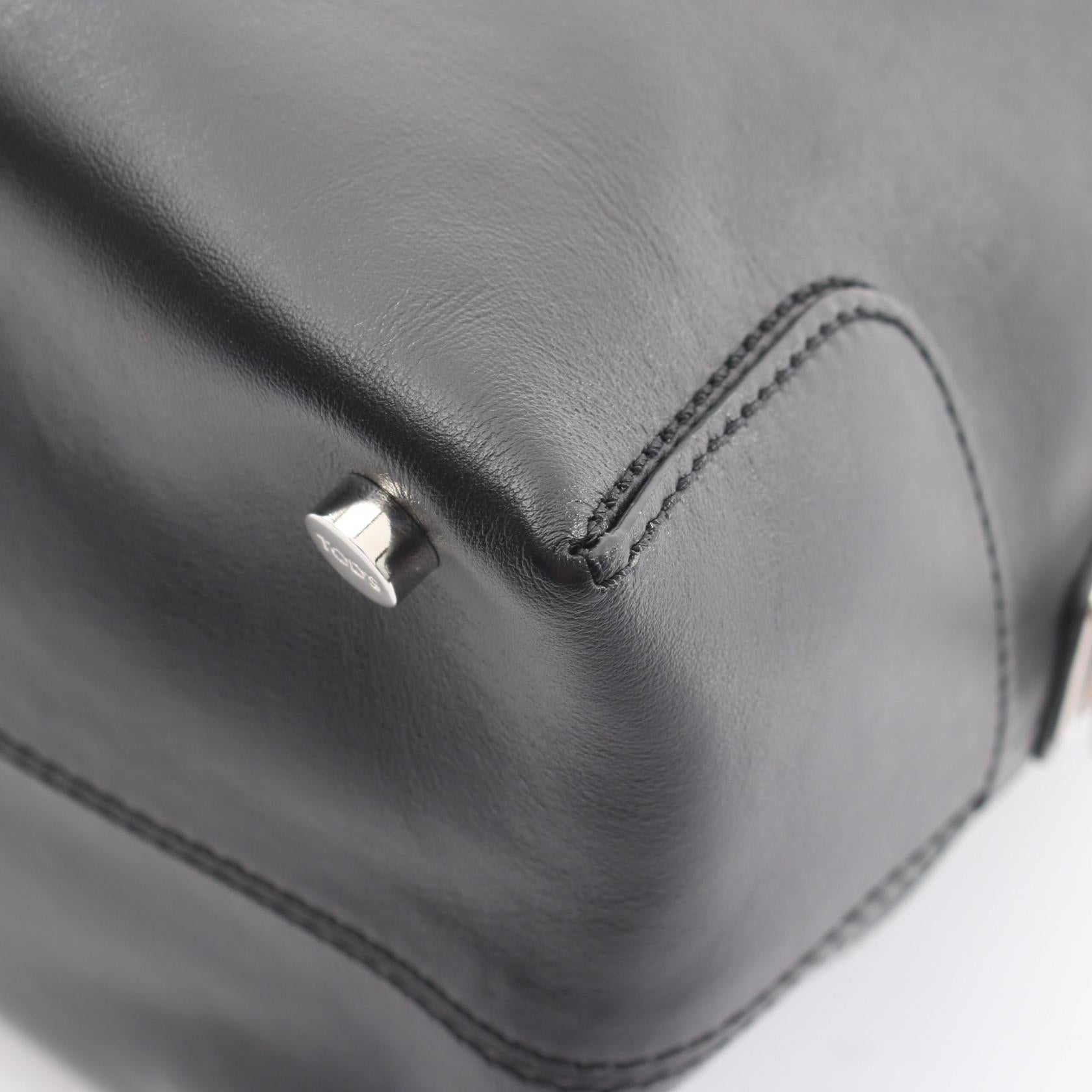 トッズ D-STYLING BAULETTO レザー2wayハンドバッグ