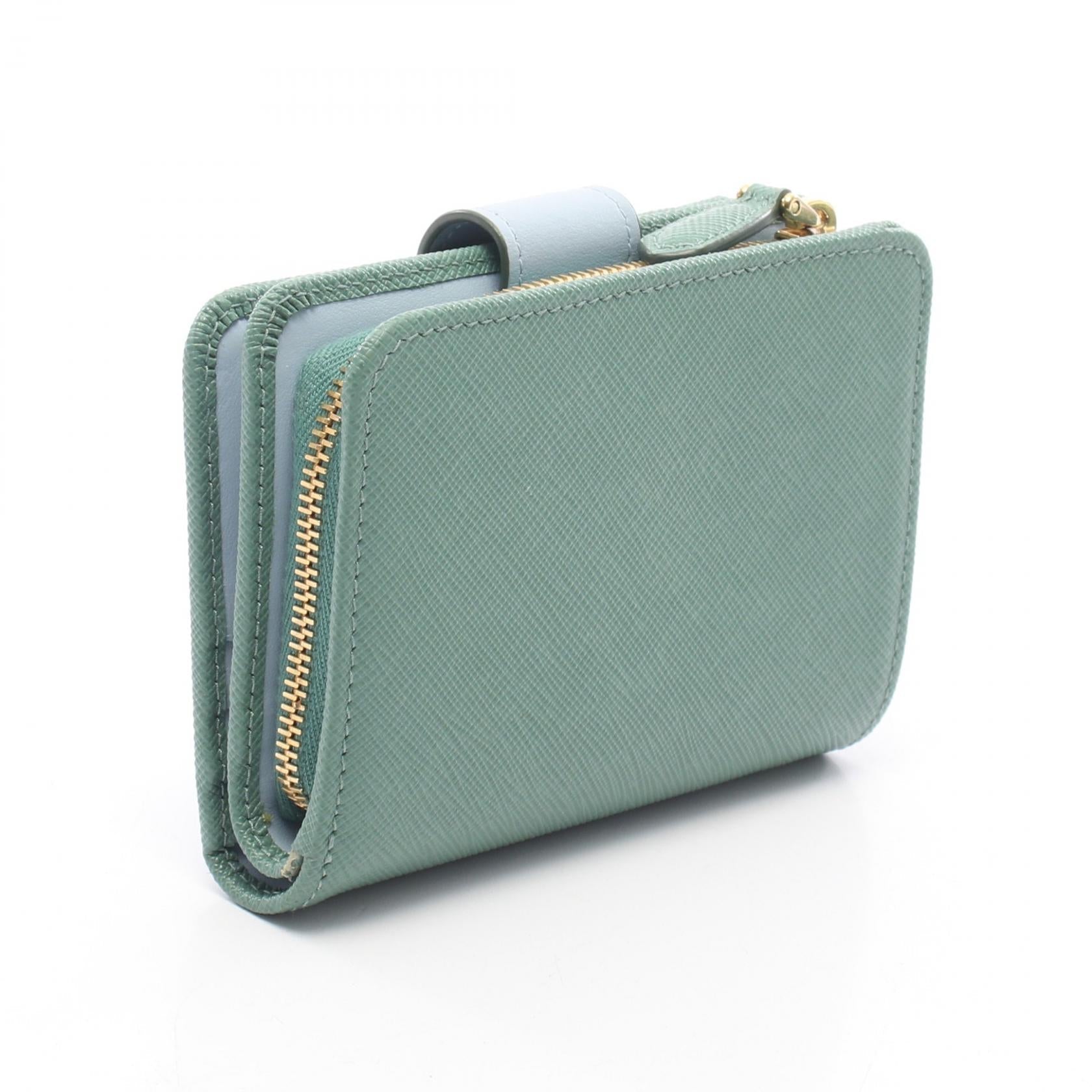 プラダ SAFFIANO TAB 二つ折り財布
