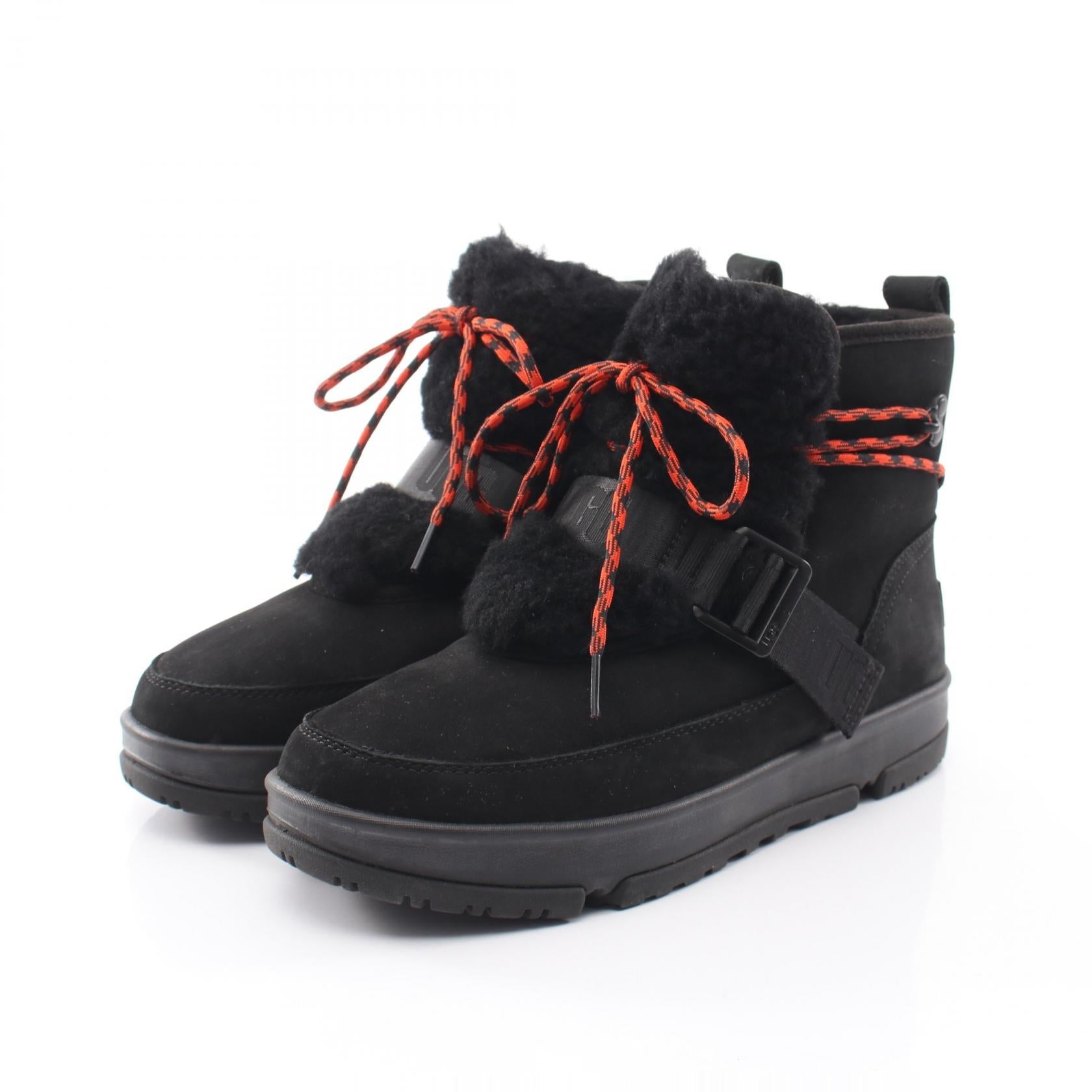 アグ Classic Weather Hiker Boot ムートンブーツ