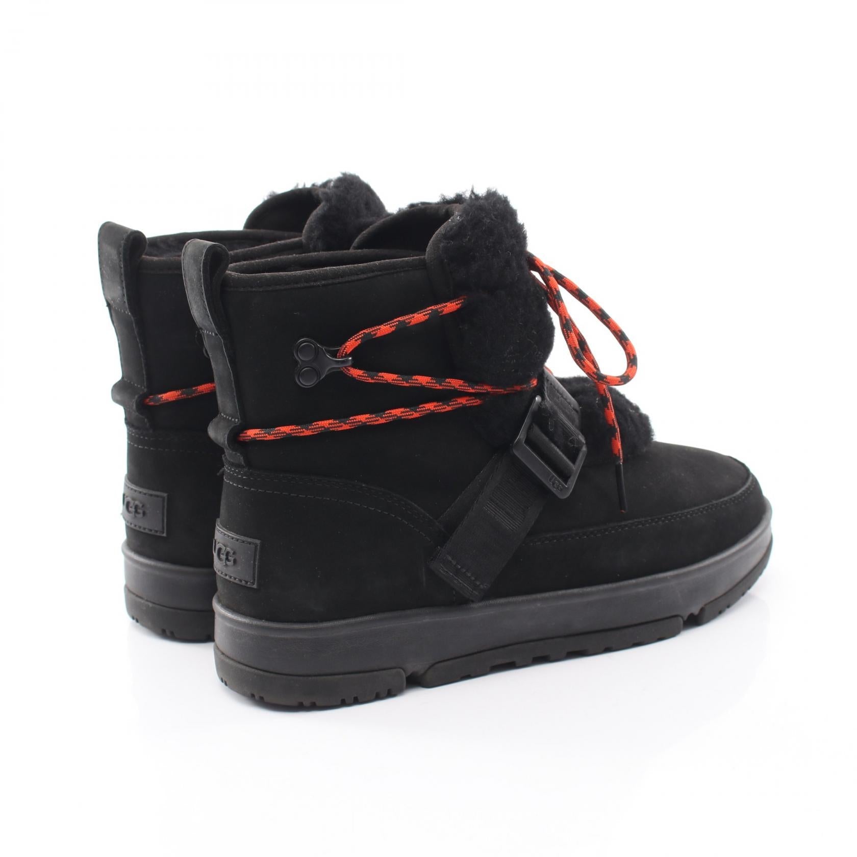 アグ Classic Weather Hiker Boot ムートンブーツ