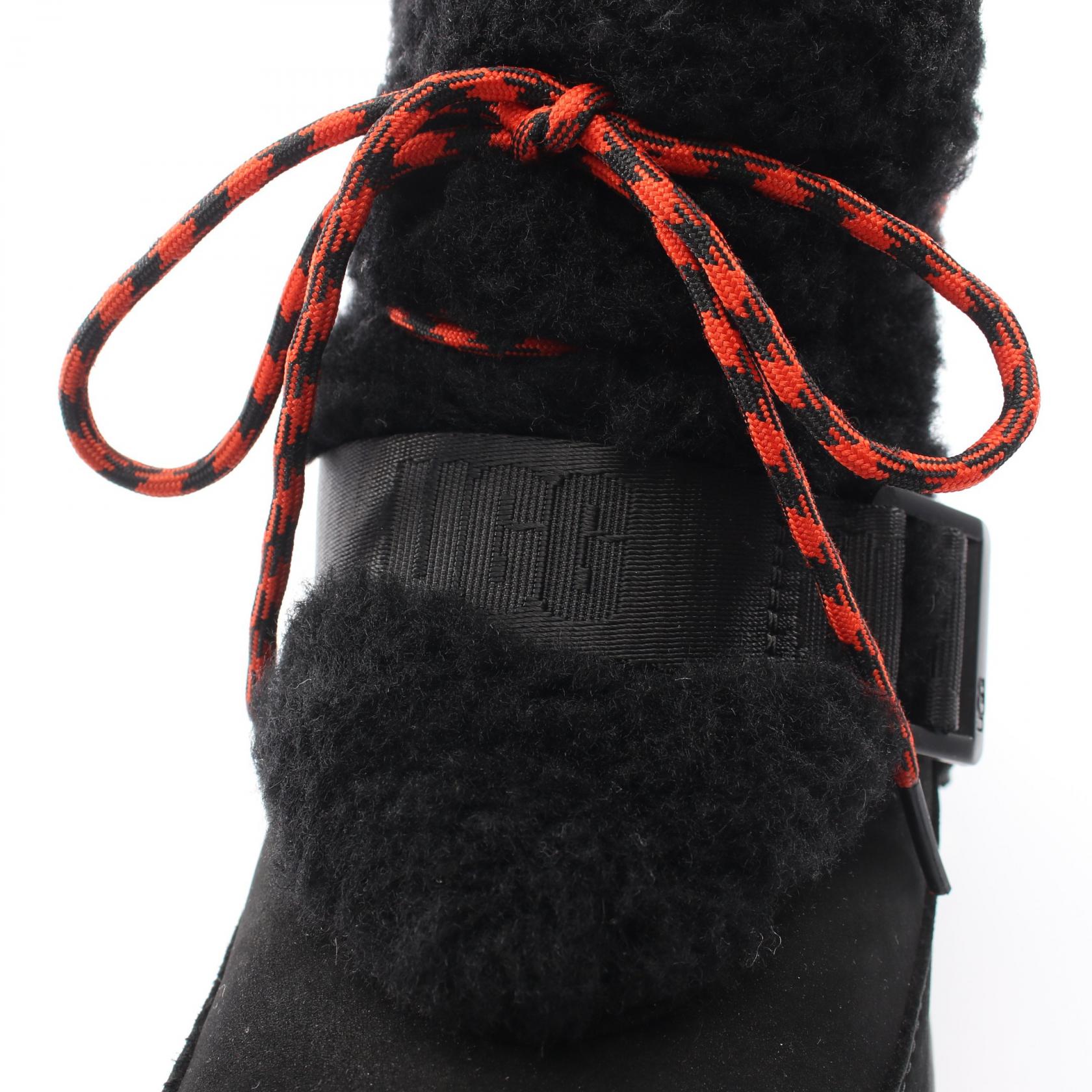 アグ Classic Weather Hiker Boot ムートンブーツ