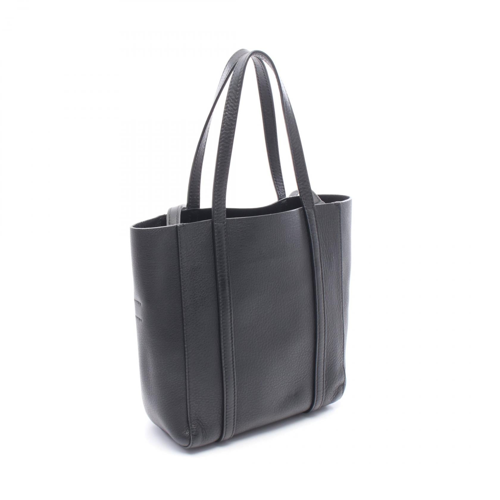 バレンシアガ EVERYDAY XXS レザー2wayトートバッグ