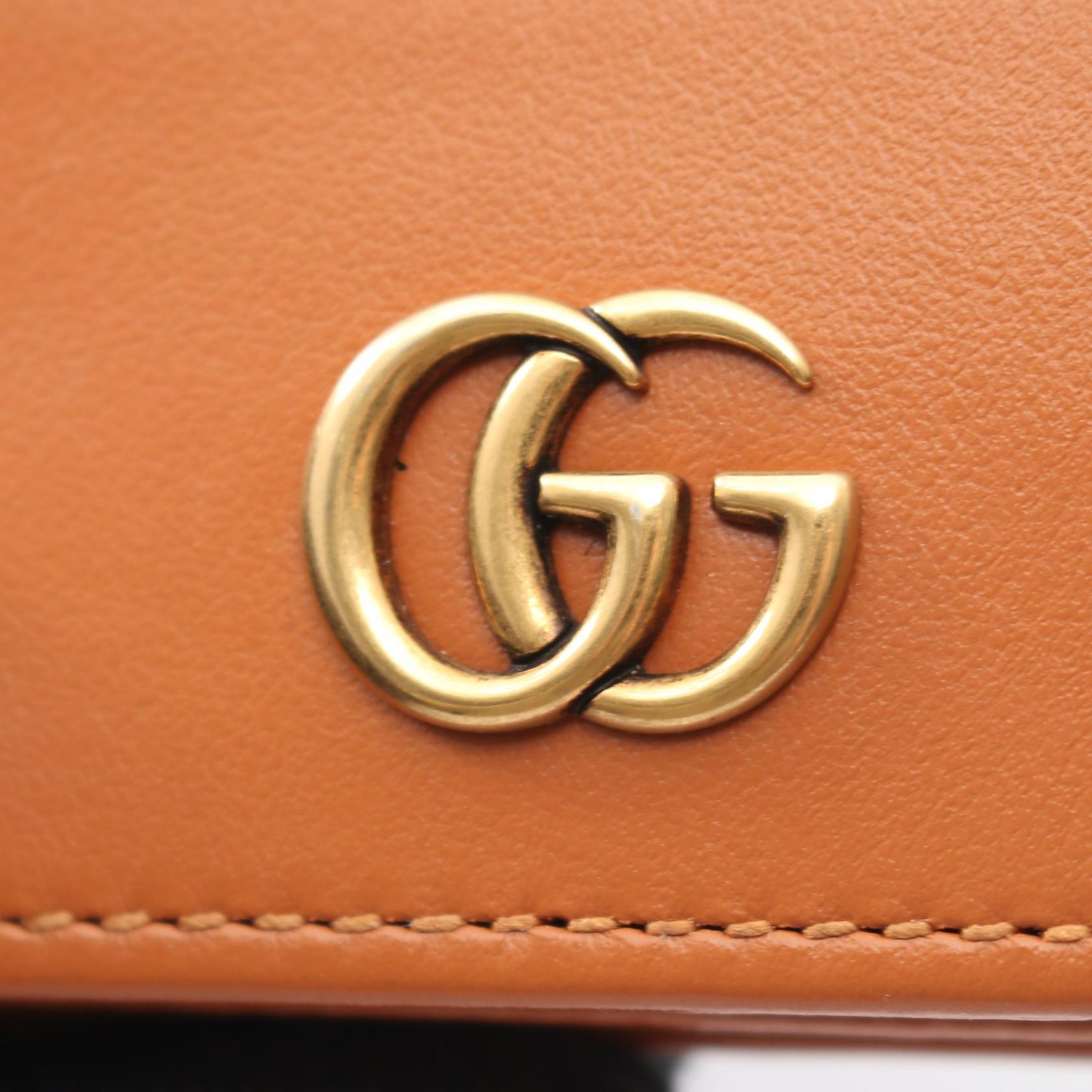 グッチ GGマーモント GGキャンバス 二つ折り財布