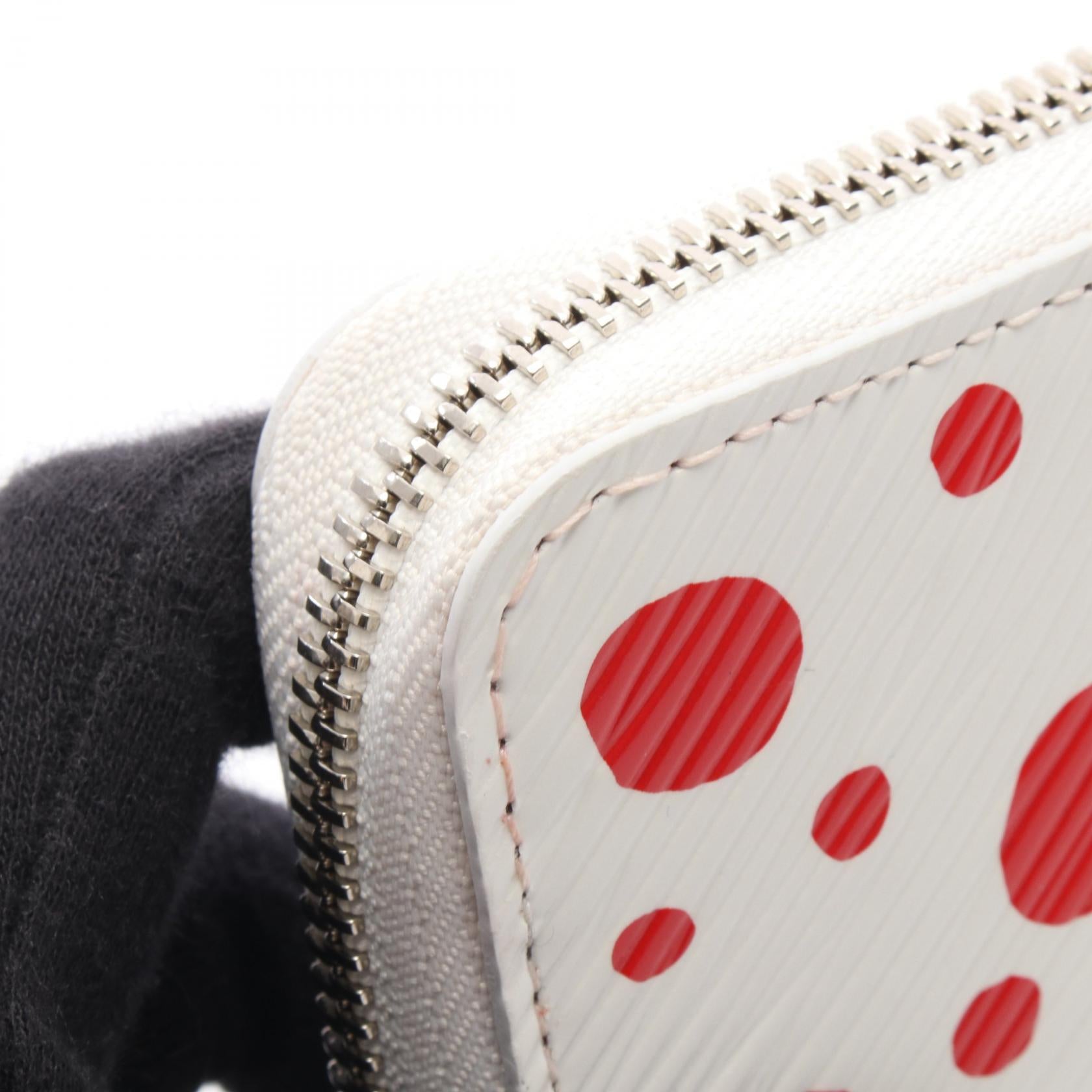 ルイヴィトン LV × YK エピ ラウンドファスナー長財布