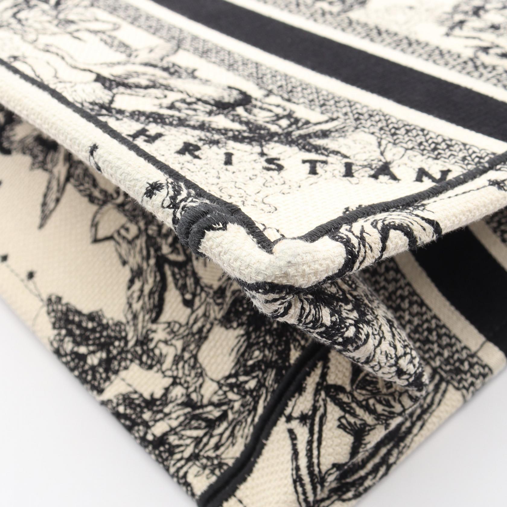 ディオール BOOK TOTE キャンバストートバッグ