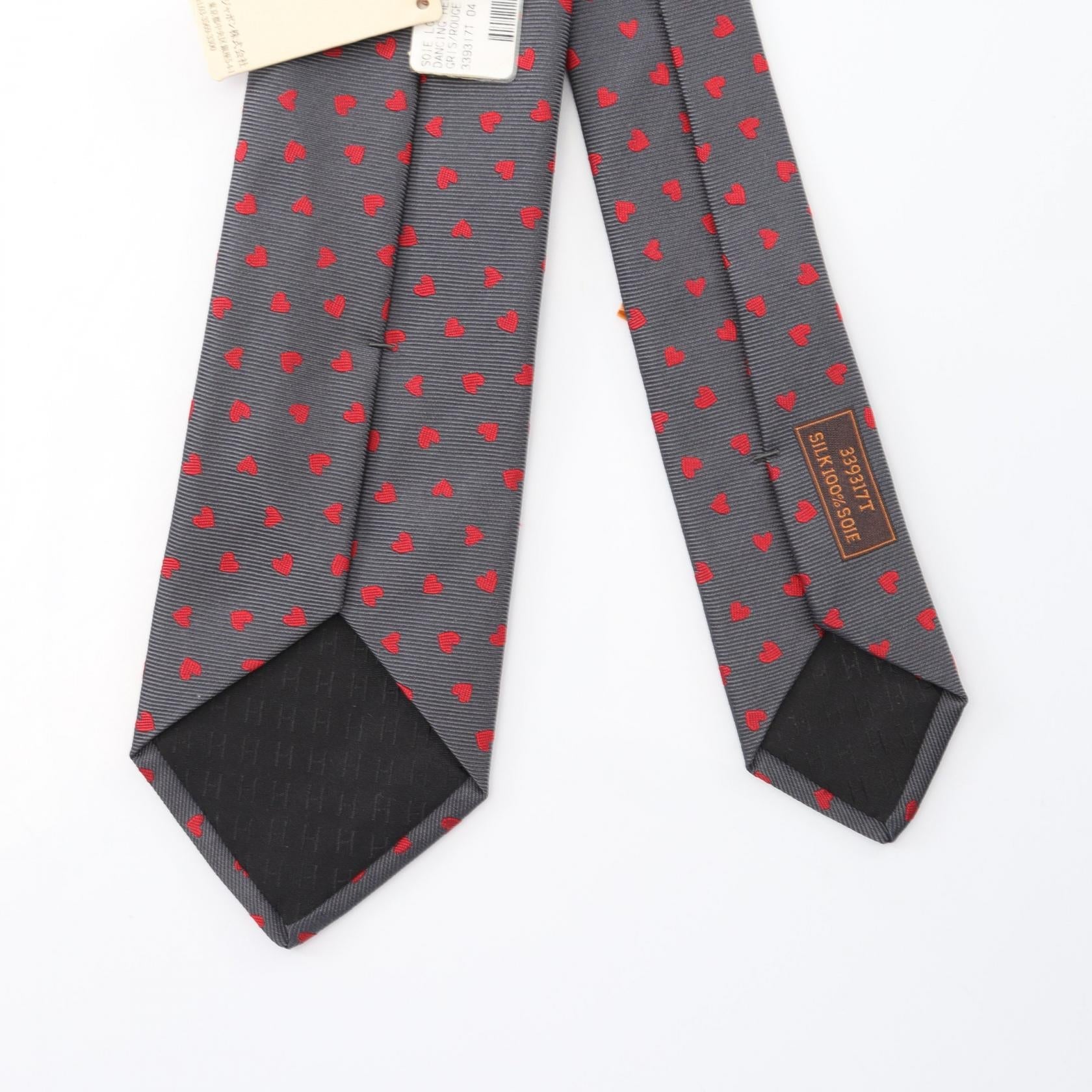 エルメス ダンシング ハート シルク タイ