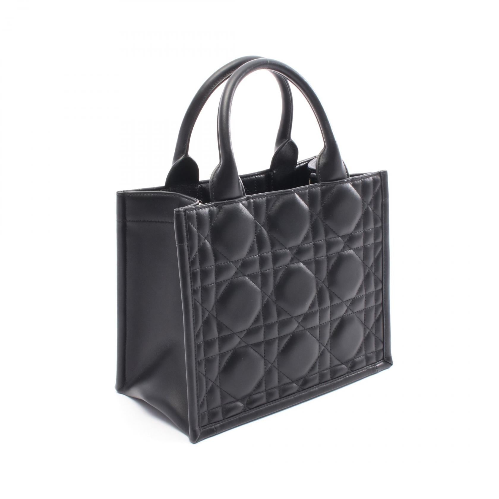 ディオール BOOK TOTE レザートートバッグ