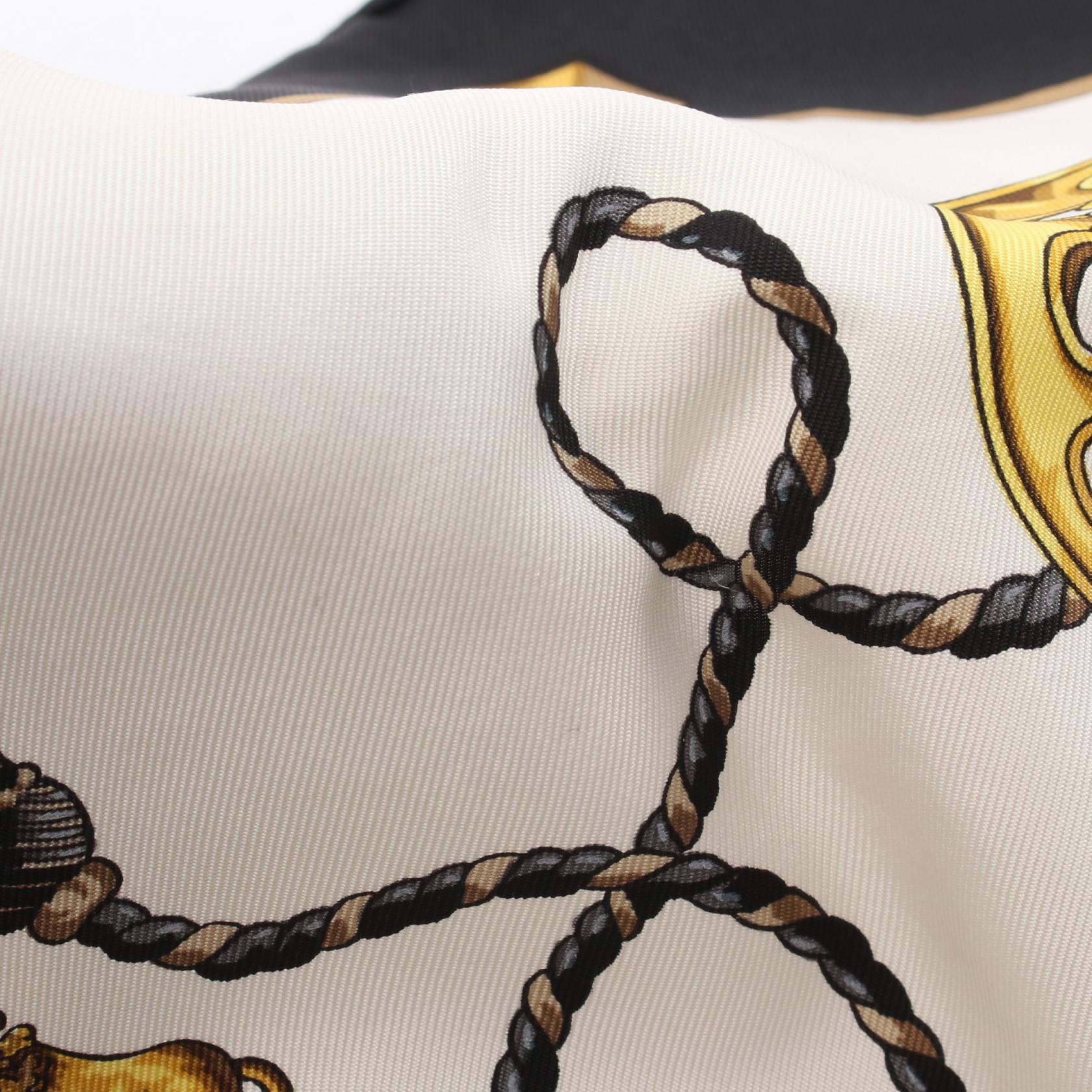 エルメス カレ90 LES CLES シルクスカーフ
