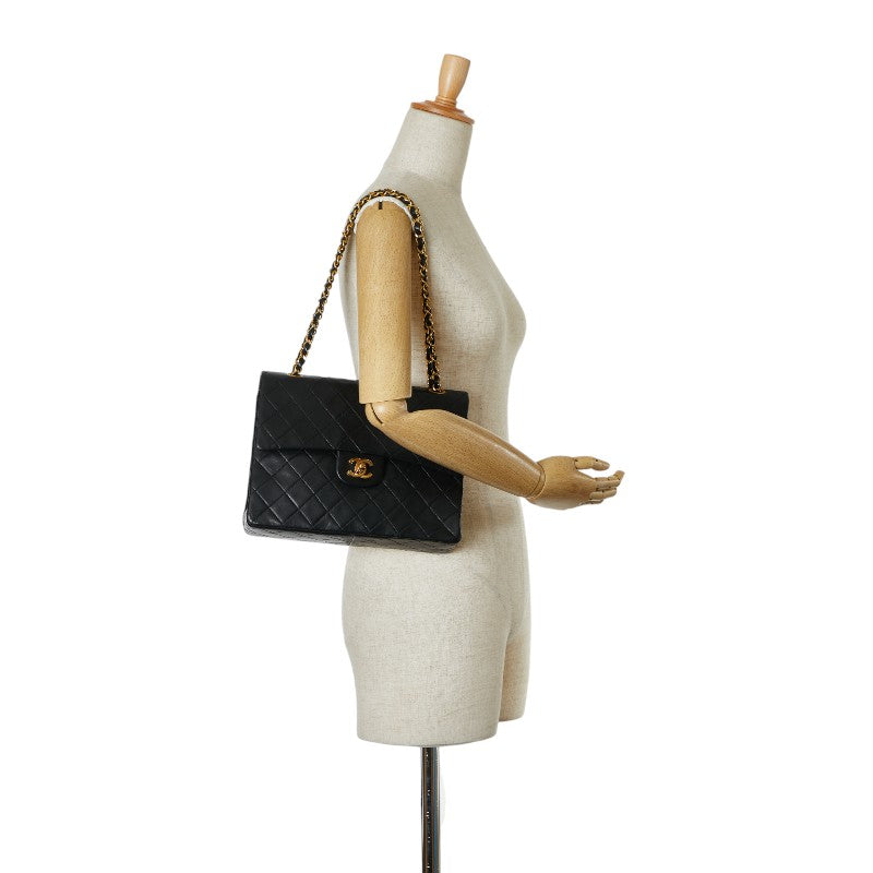 シャネル マトラッセ25 ラムスキン ダブルフラップバッグ