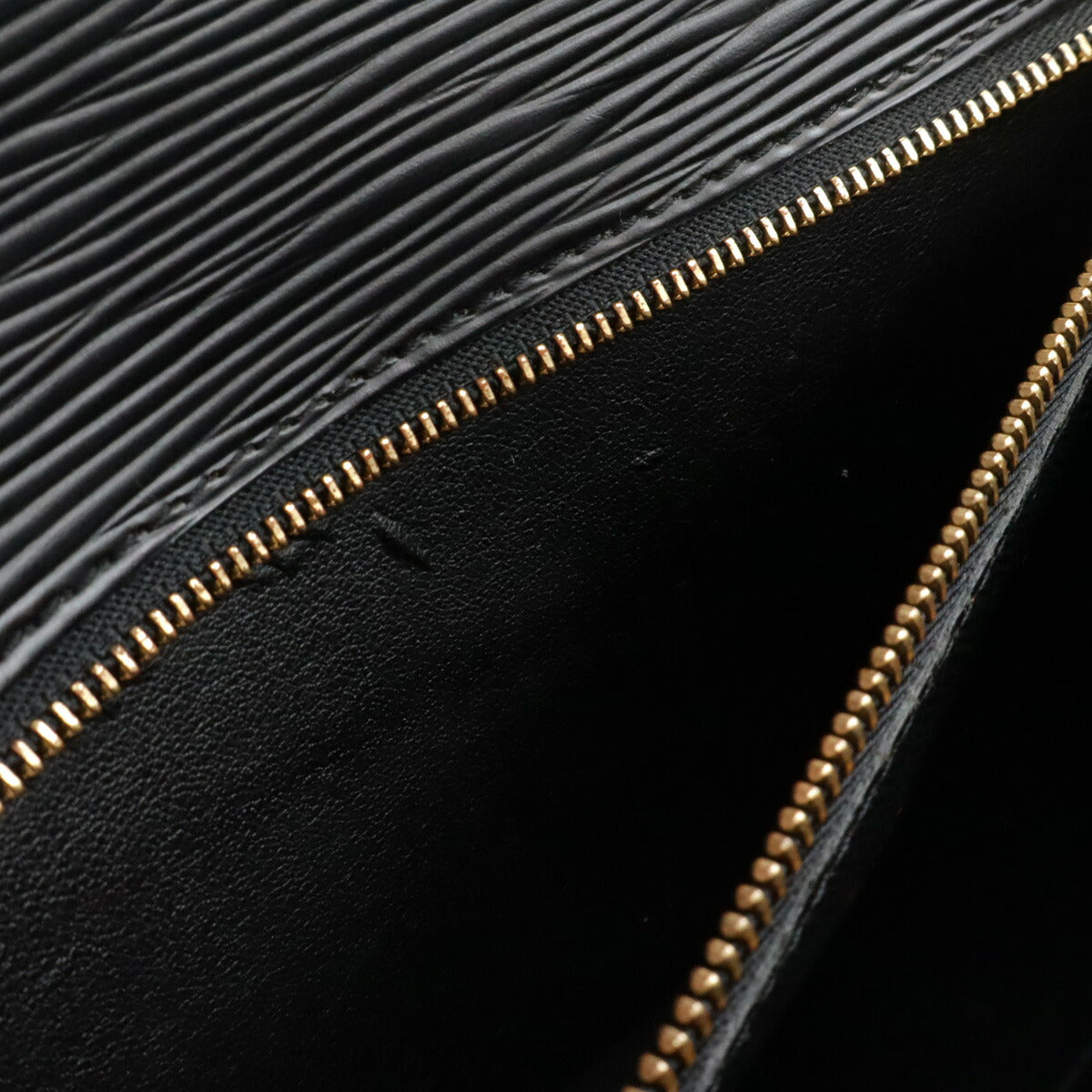 ルイヴィトン エピ モンソー 2way バッグ M52122