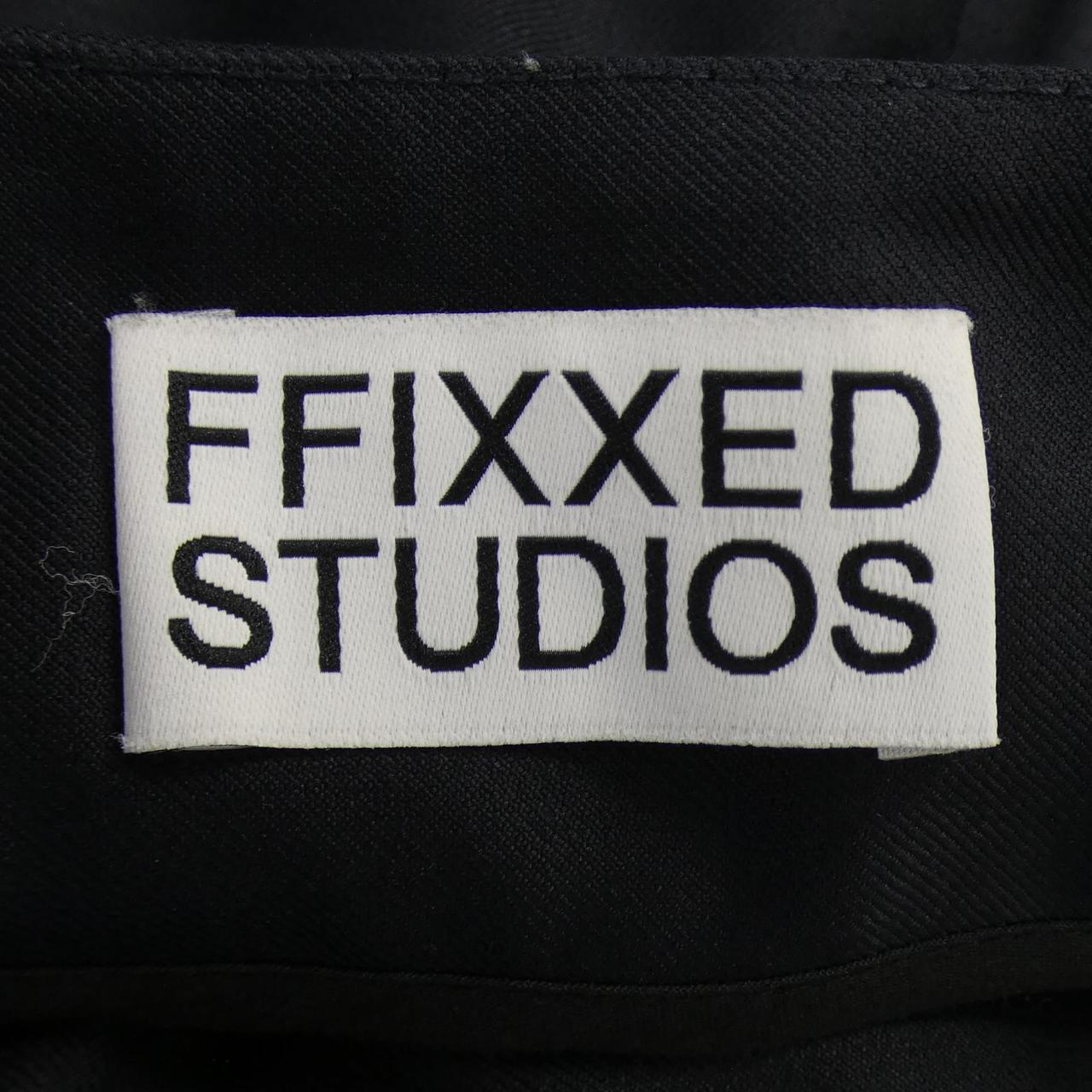 Ffixxed Studios スカート
