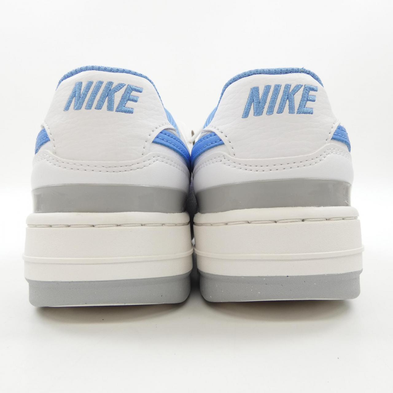 ナイキ AIR MAX EXCEE スニーカー