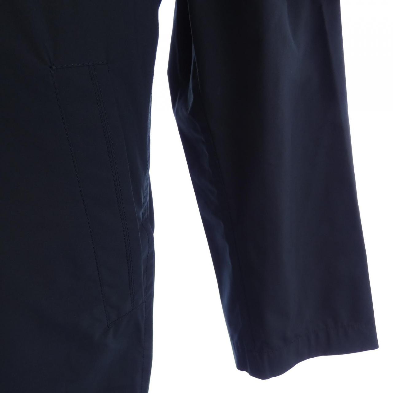 Kiton コート