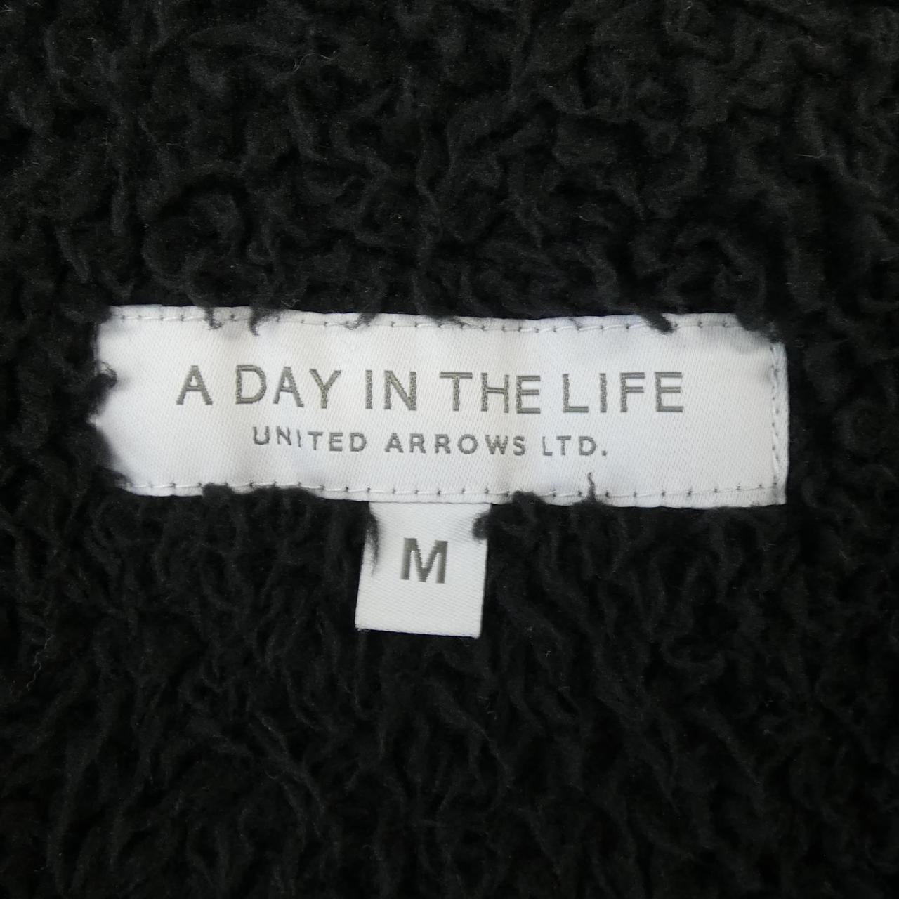 A DAY IN THE LIFE ブルゾン