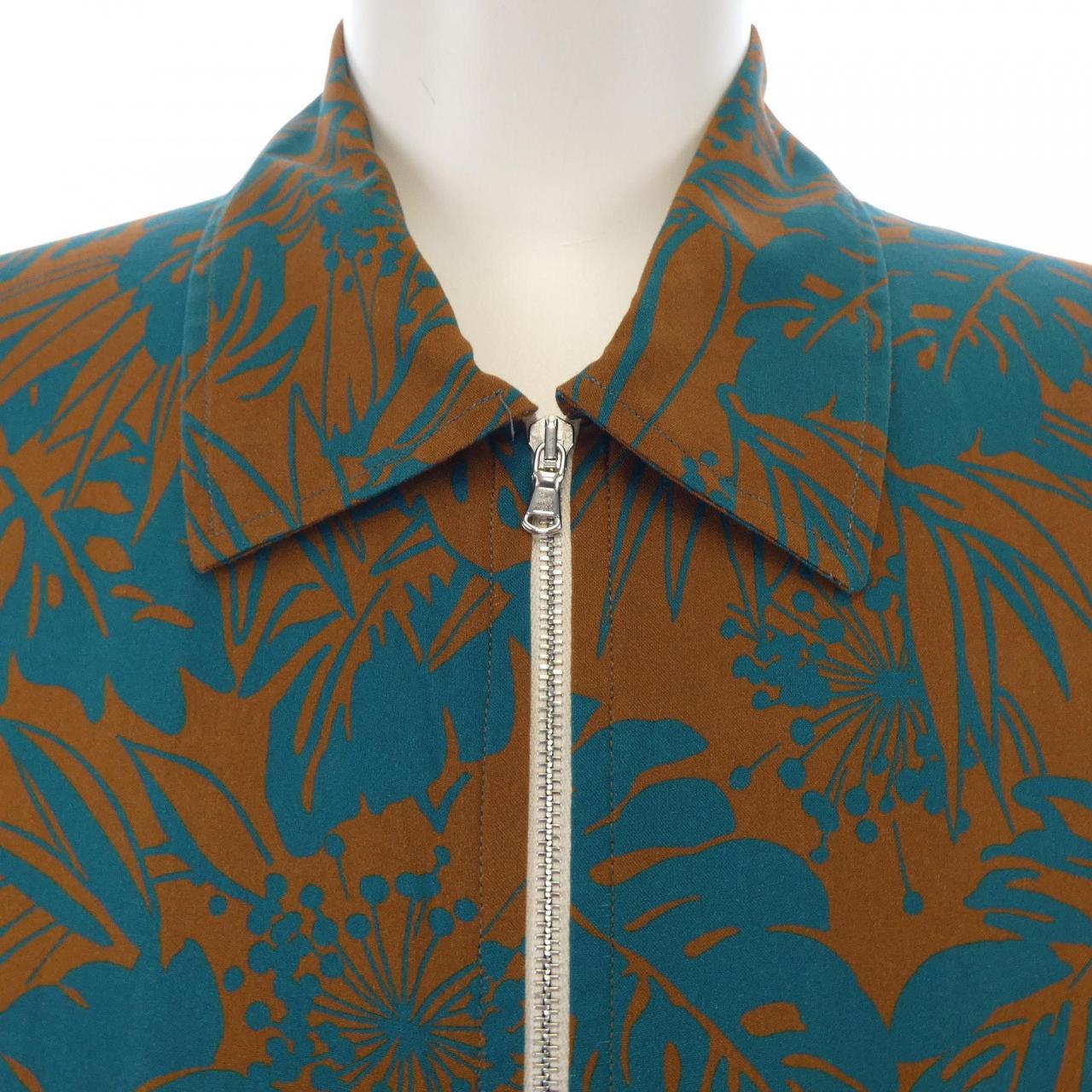 バグッタ ジャケット