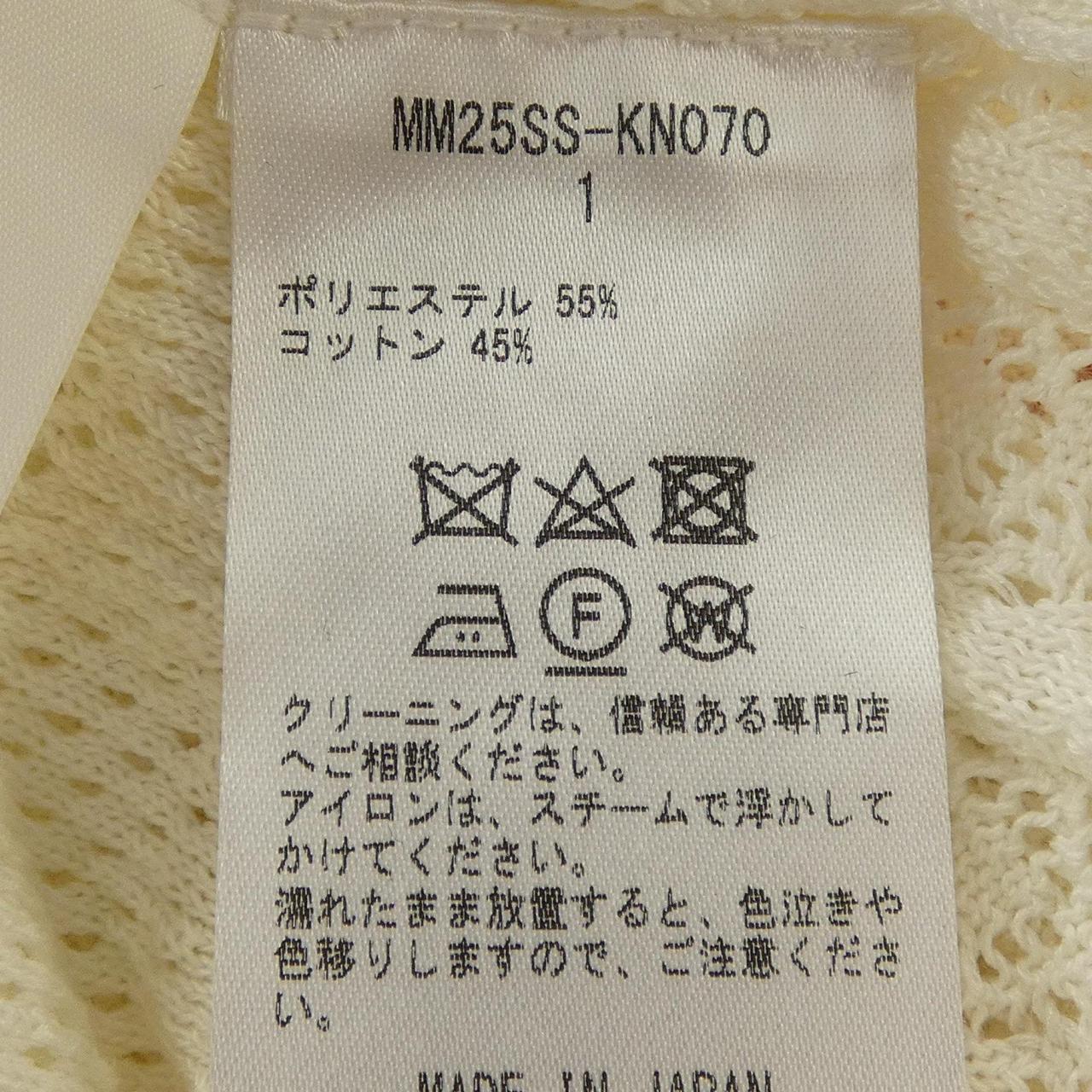 マメクロゴウチ トップス