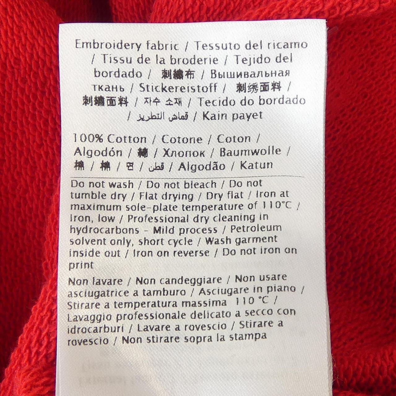 ヴァレンティノ フーディ