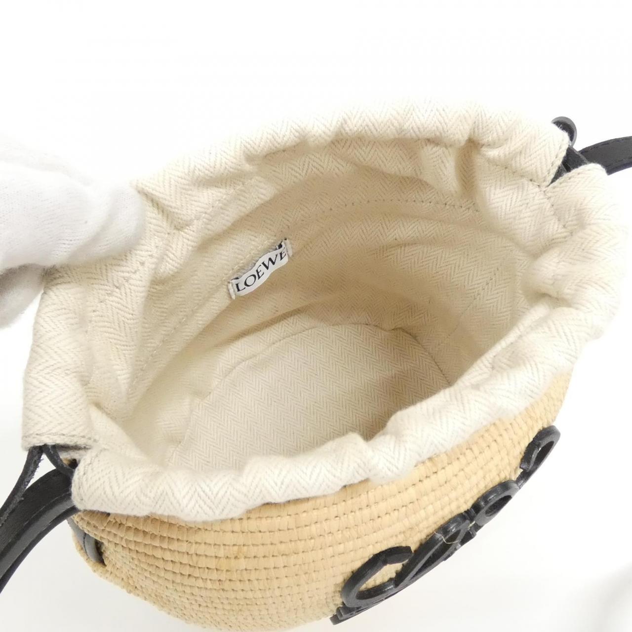 ロエベ ビーハイブ バスケット ラフィア カーフ ショルダーバッグ
