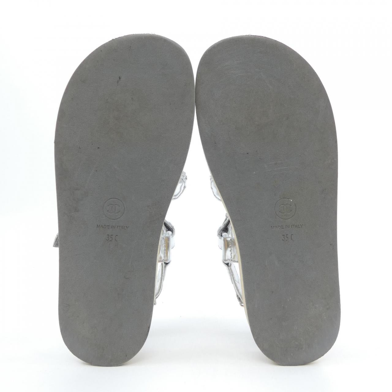 シャネル メタルラムスキン サンダル