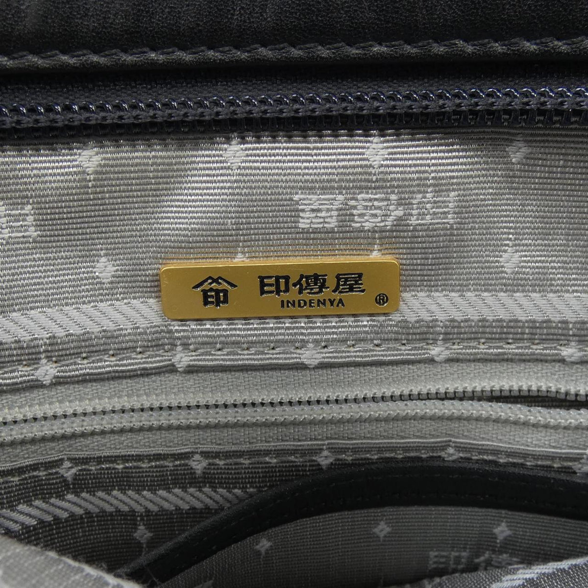 印傳屋 レザーショルダーバッグ