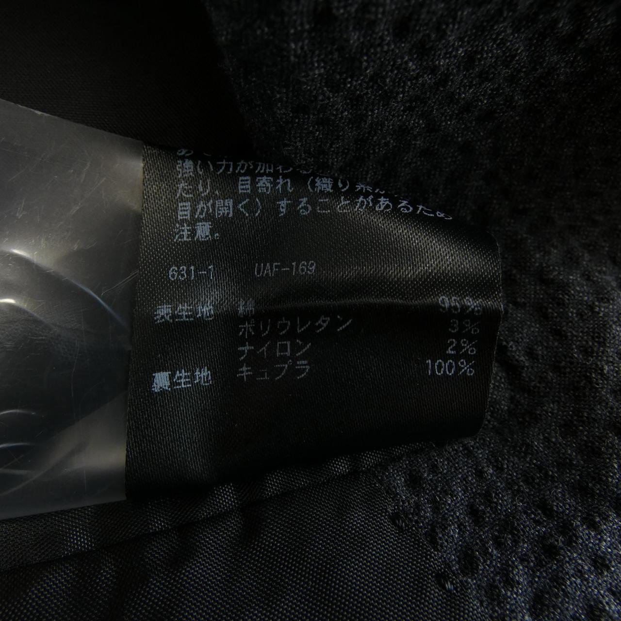 ソブリン スーツ