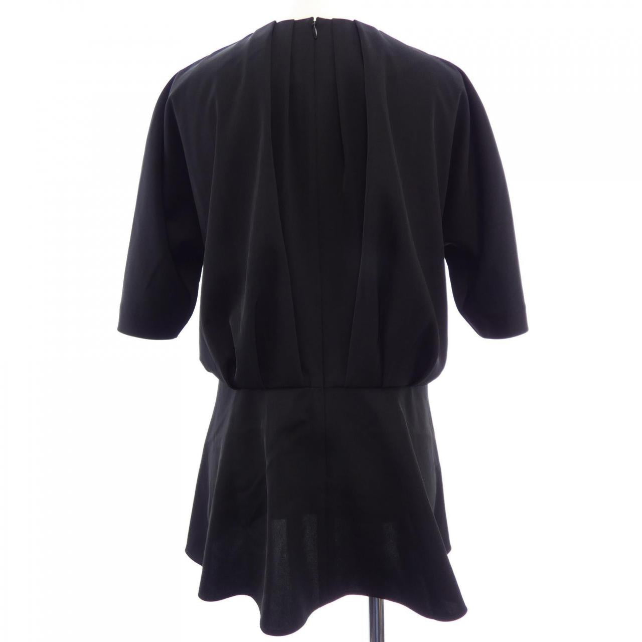 シクラス トップス