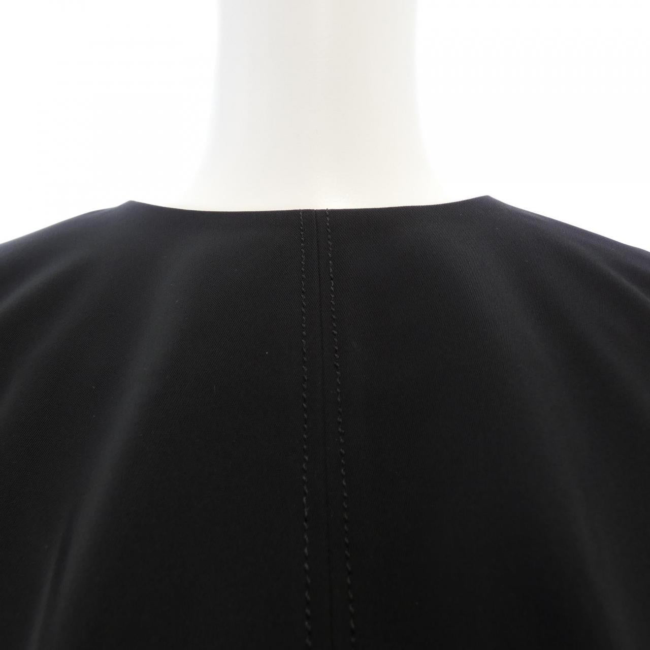 シクラス トップス