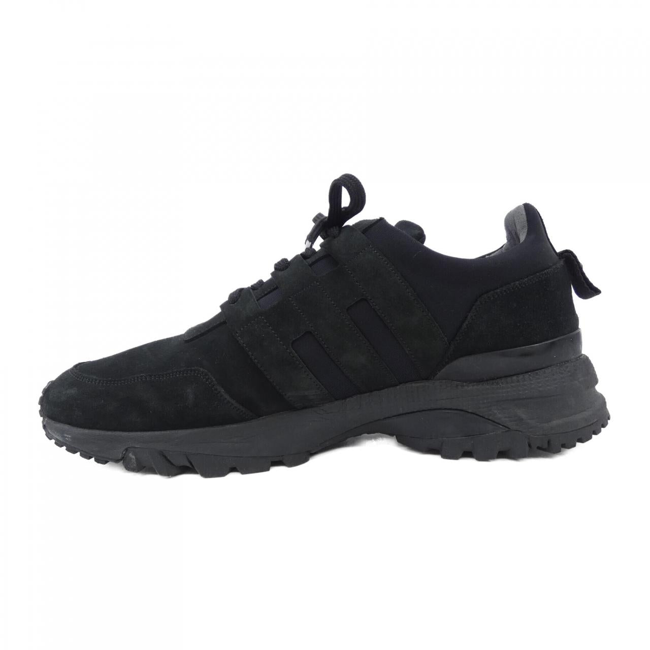 ダブルエイチ スニーカー
