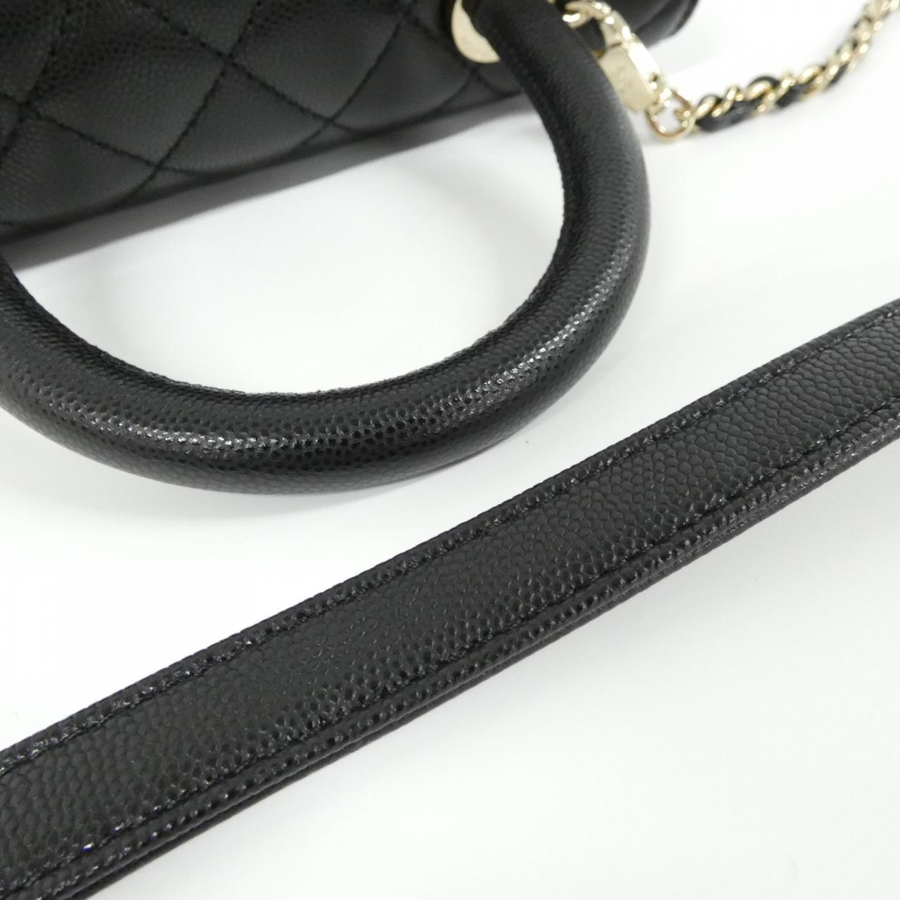 シャネル ココ ハンドル キャビア スキン バッグ