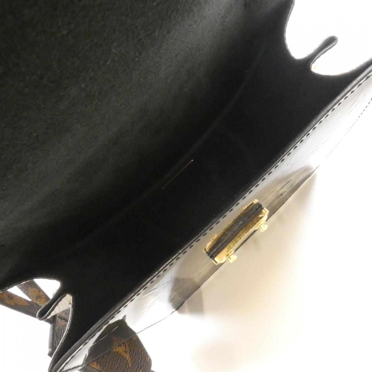 ルイ ヴィトン モノグラム ヴェルニ ミロワール スプリング ストリート ショルダー バッグ