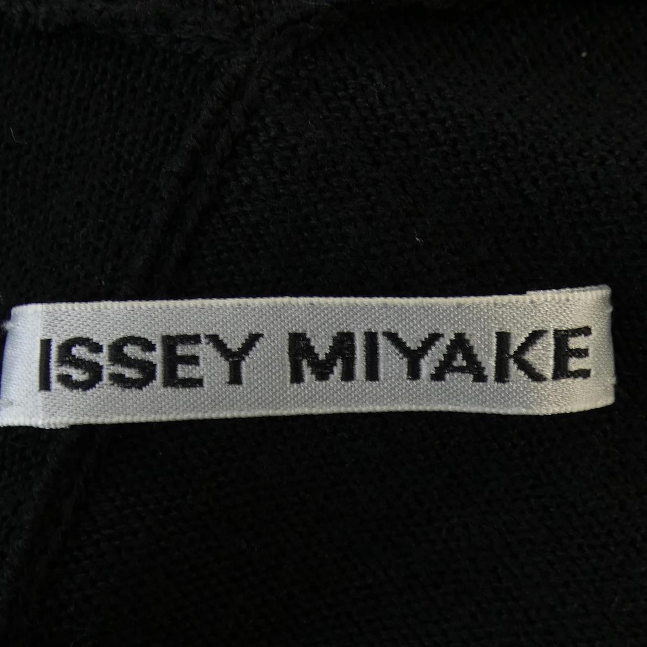イッセイ ミヤケ IM53KO514 カーディガン