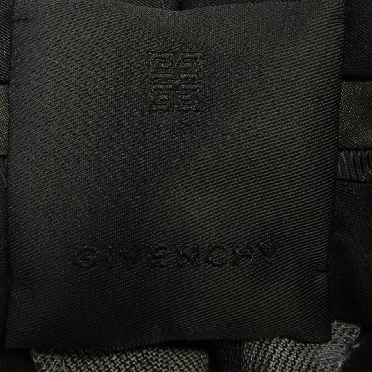 ジバンシィ BW50SJ13XK パンツ