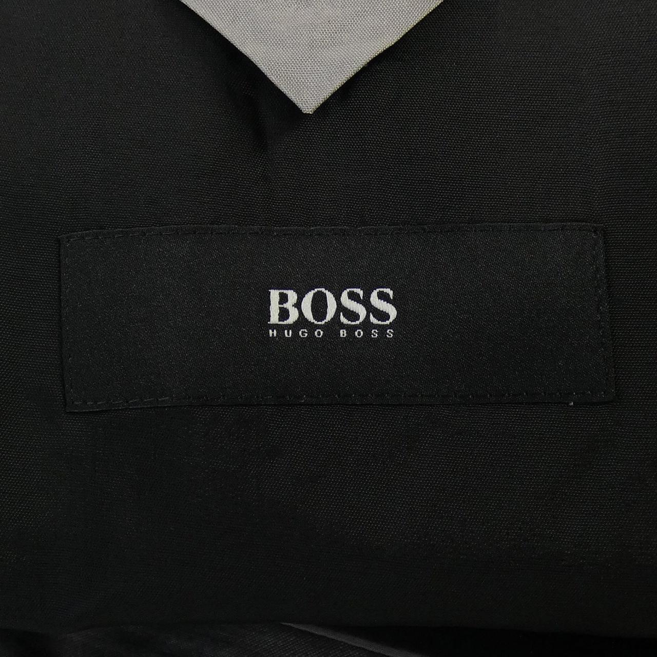 ヒューゴボス スーツ