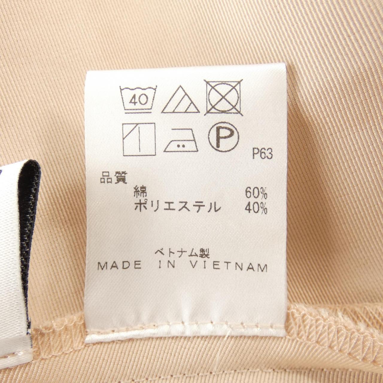 ハッシュニュアンス トップス