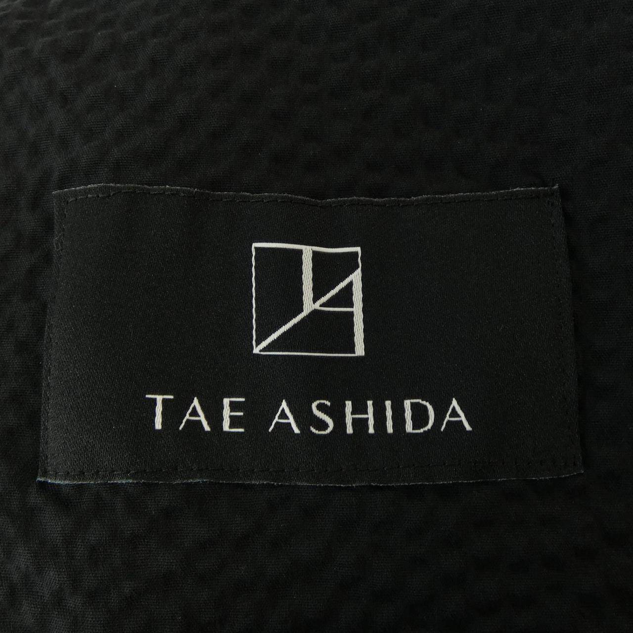 タエアシダ スカート