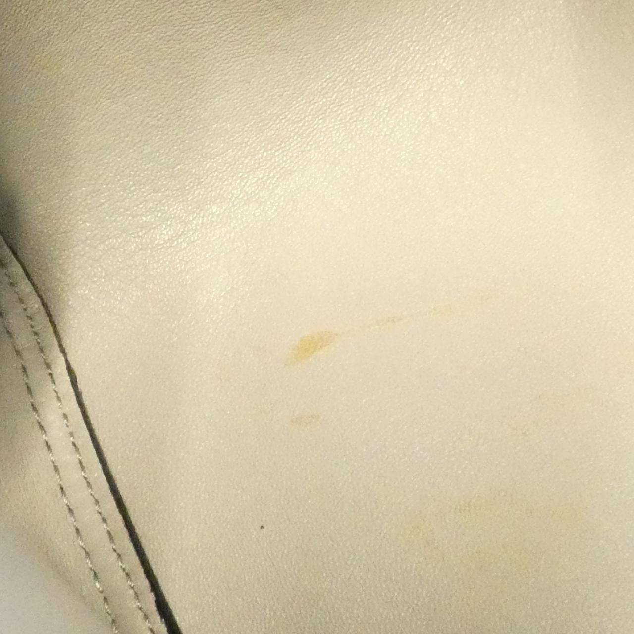 プラダ VIT.DAINO SOFT ハンドバッグ