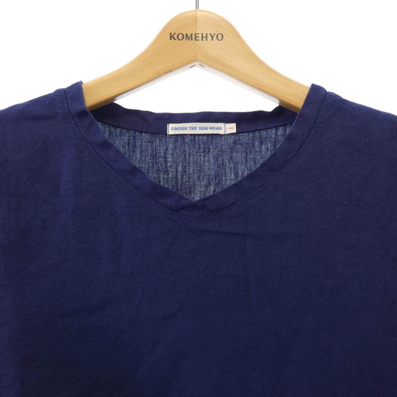 UNDER THE SUN WEAR Tシャツ