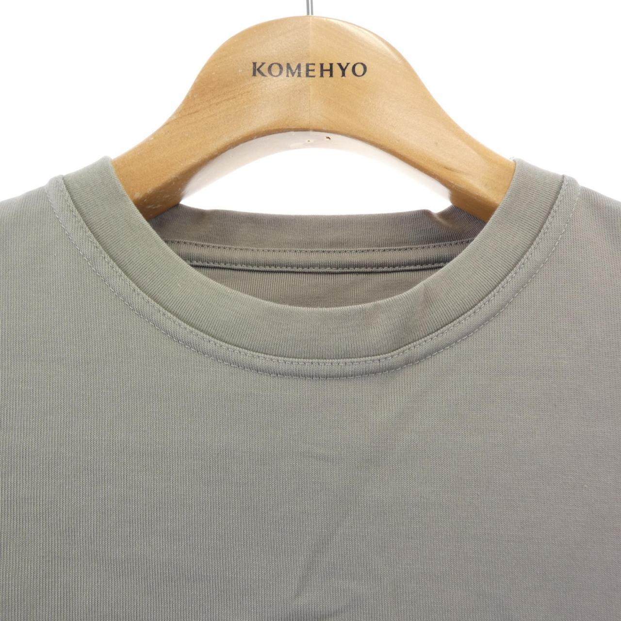 オマールアフリディ コットンTシャツ