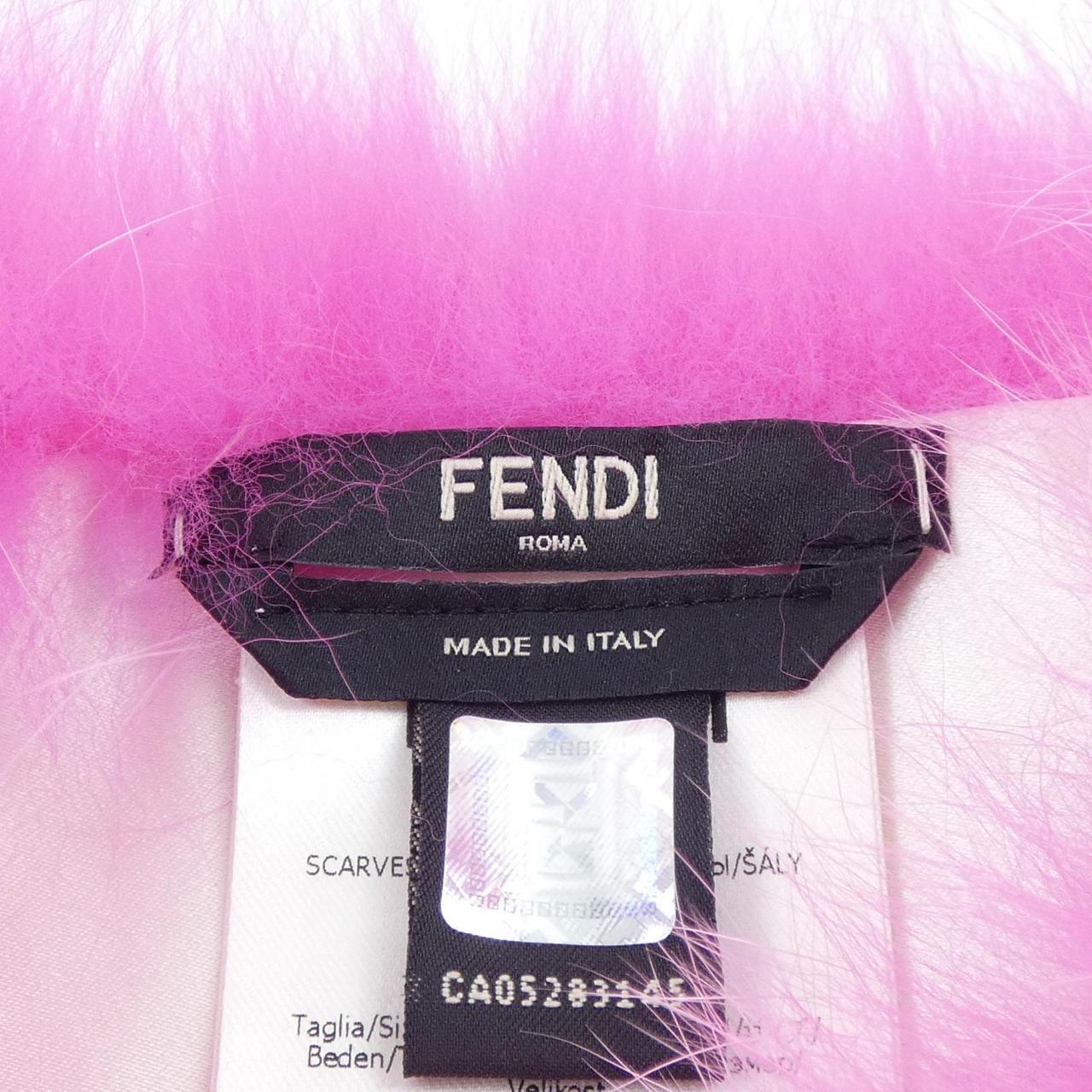 フェンディ フォックス マフラー