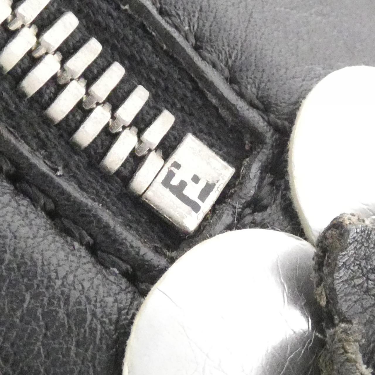 フェンディ 8BZ038 7RL レザーリュックサック