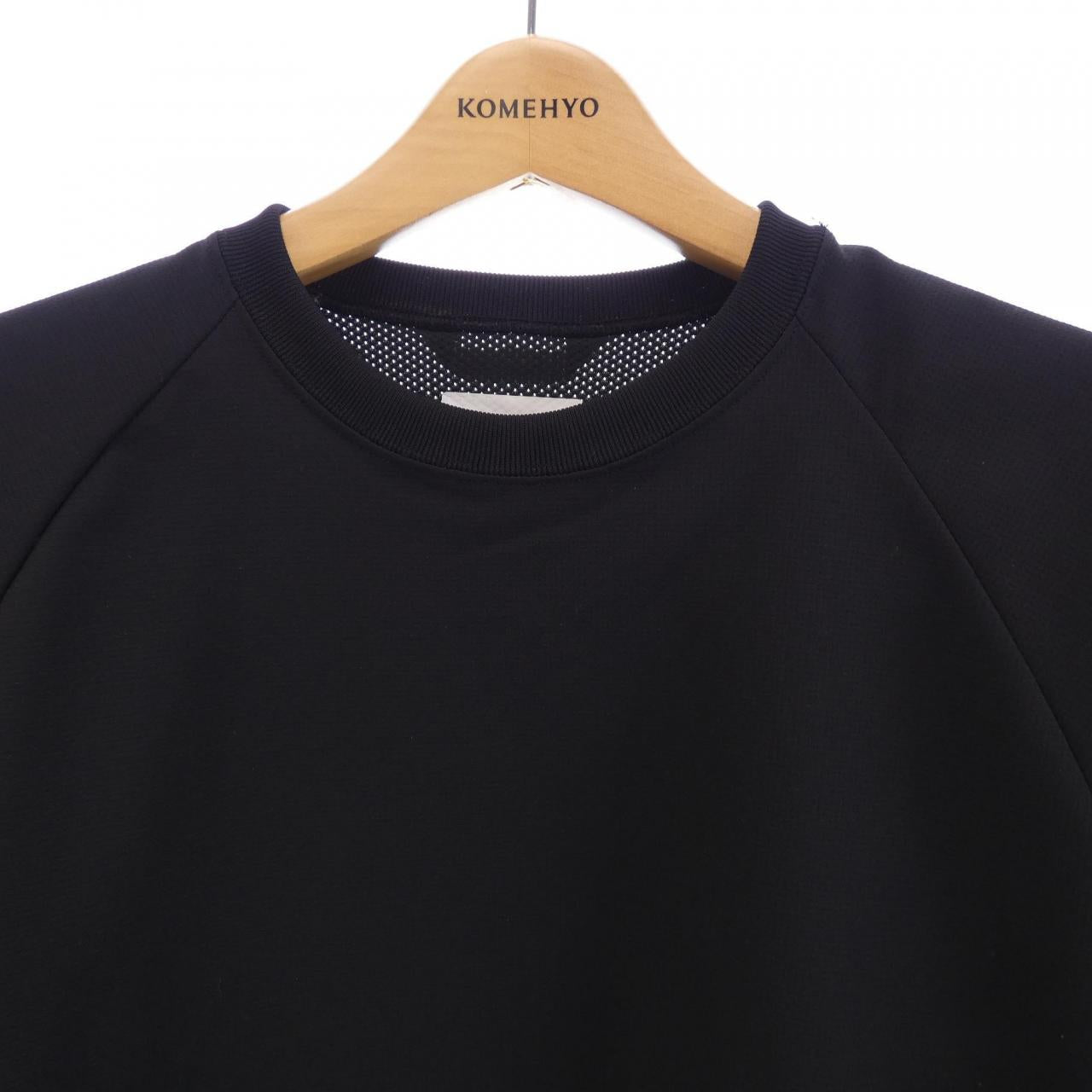 アンドワンダー コットンTシャツ